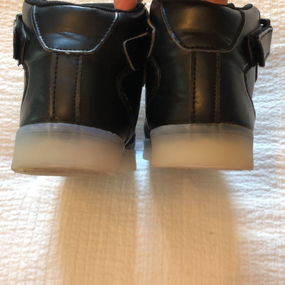 EUC High Top LED Black Vegan Leather Light Up USB Flashing Sneakers for Kids - Picture 12 of 17